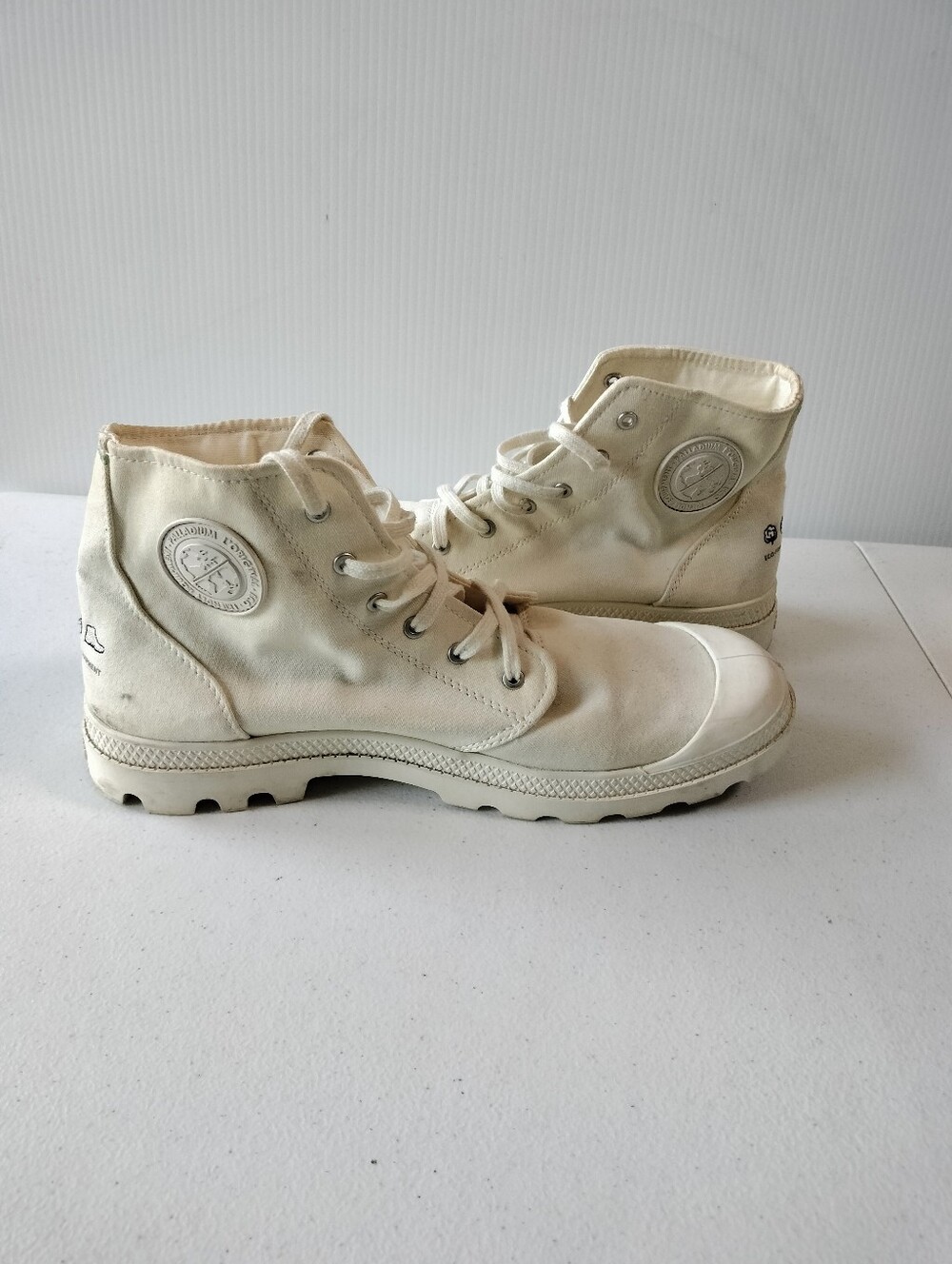 Palladium Pampa Hi Organic II White High-Top Canvas Sneakers 11.5 Comfort Eco